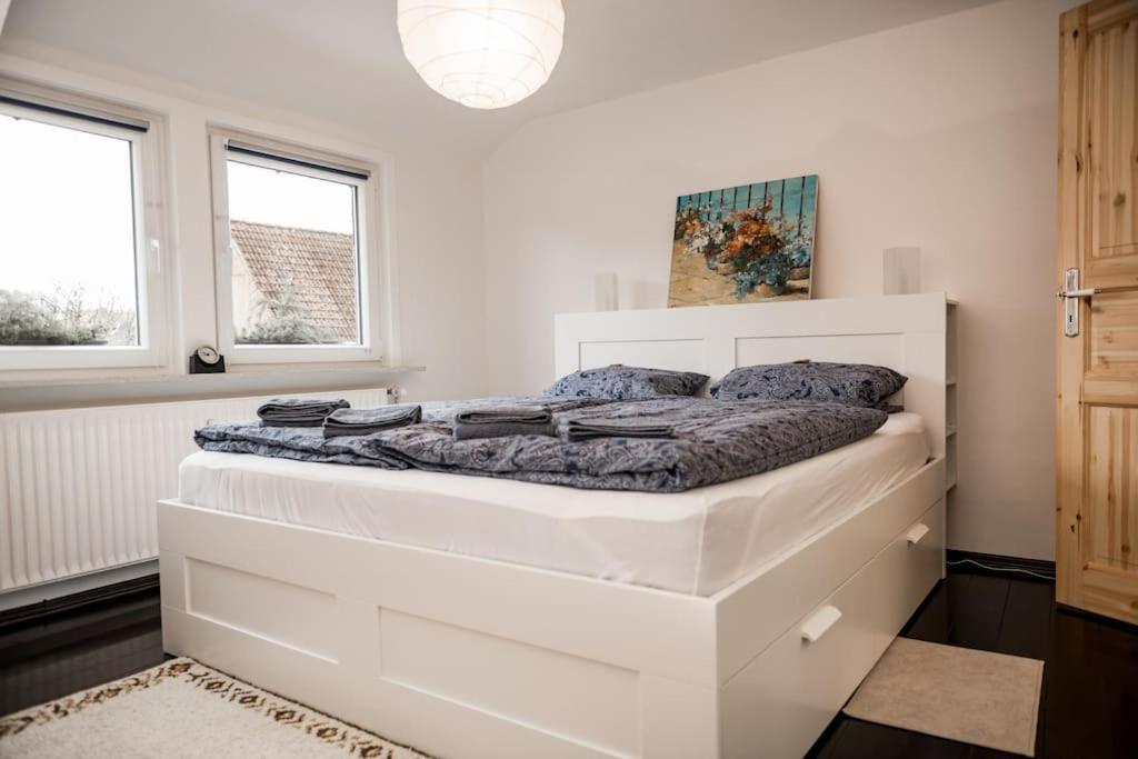 Stadt-Ferienwohnung Mit 55 M² Fuer 2 Erw. Personen Und Kind Bis 3 Jahren Bad Lauterberg Extérieur photo